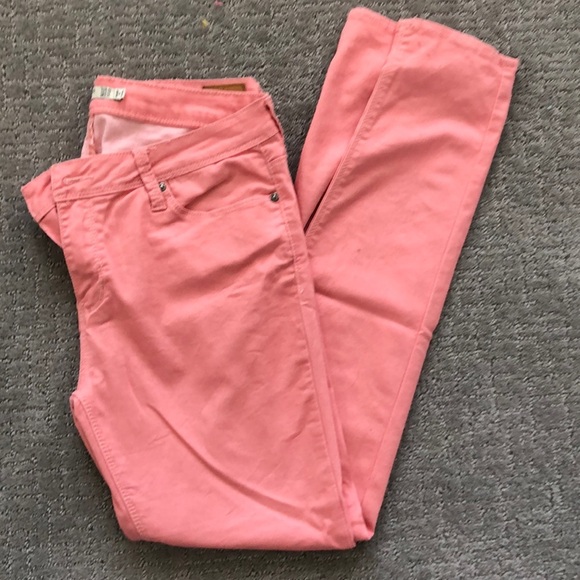 Skinny ankle pants 🖤 - Picture 2 of 5